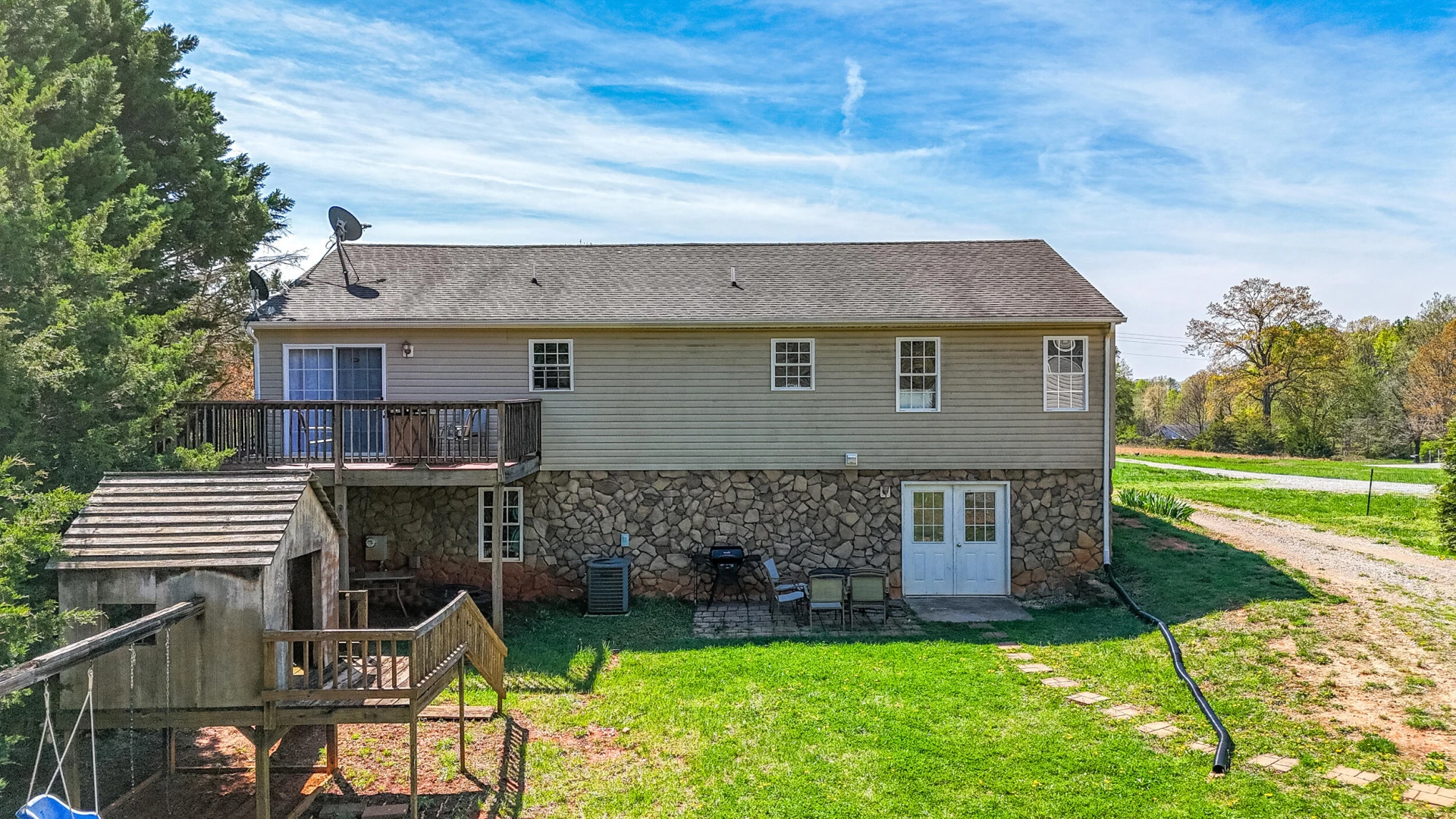 2305 Smith Mountain Lake PKWY - Photo 26