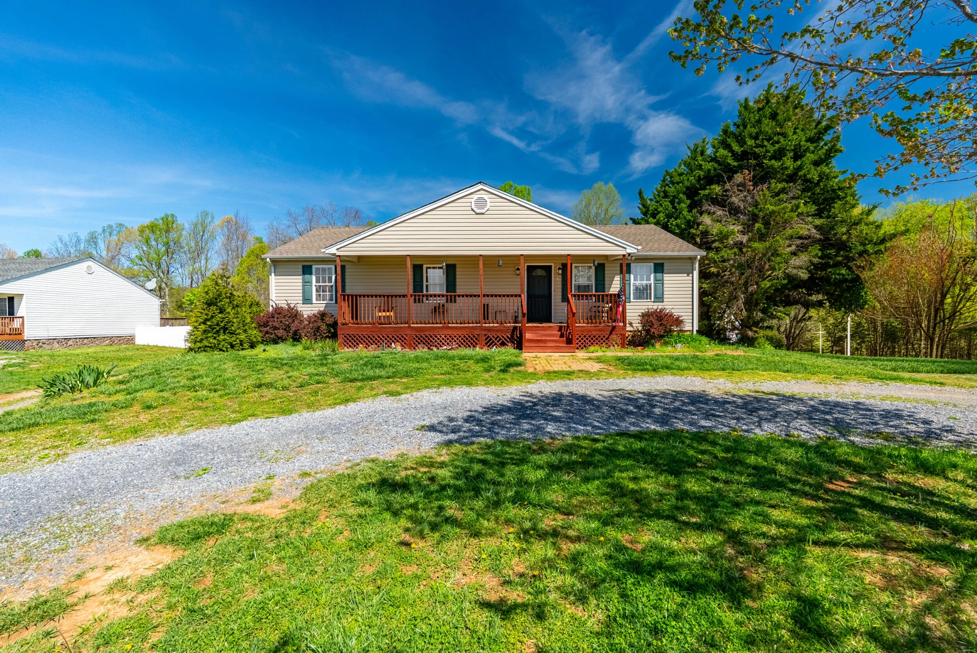 2305 Smith Mountain Lake PKWY - Photo 30