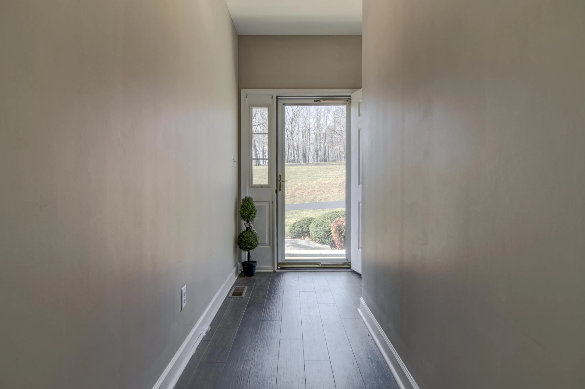 1052 8Th Fairway LN - Photo 3