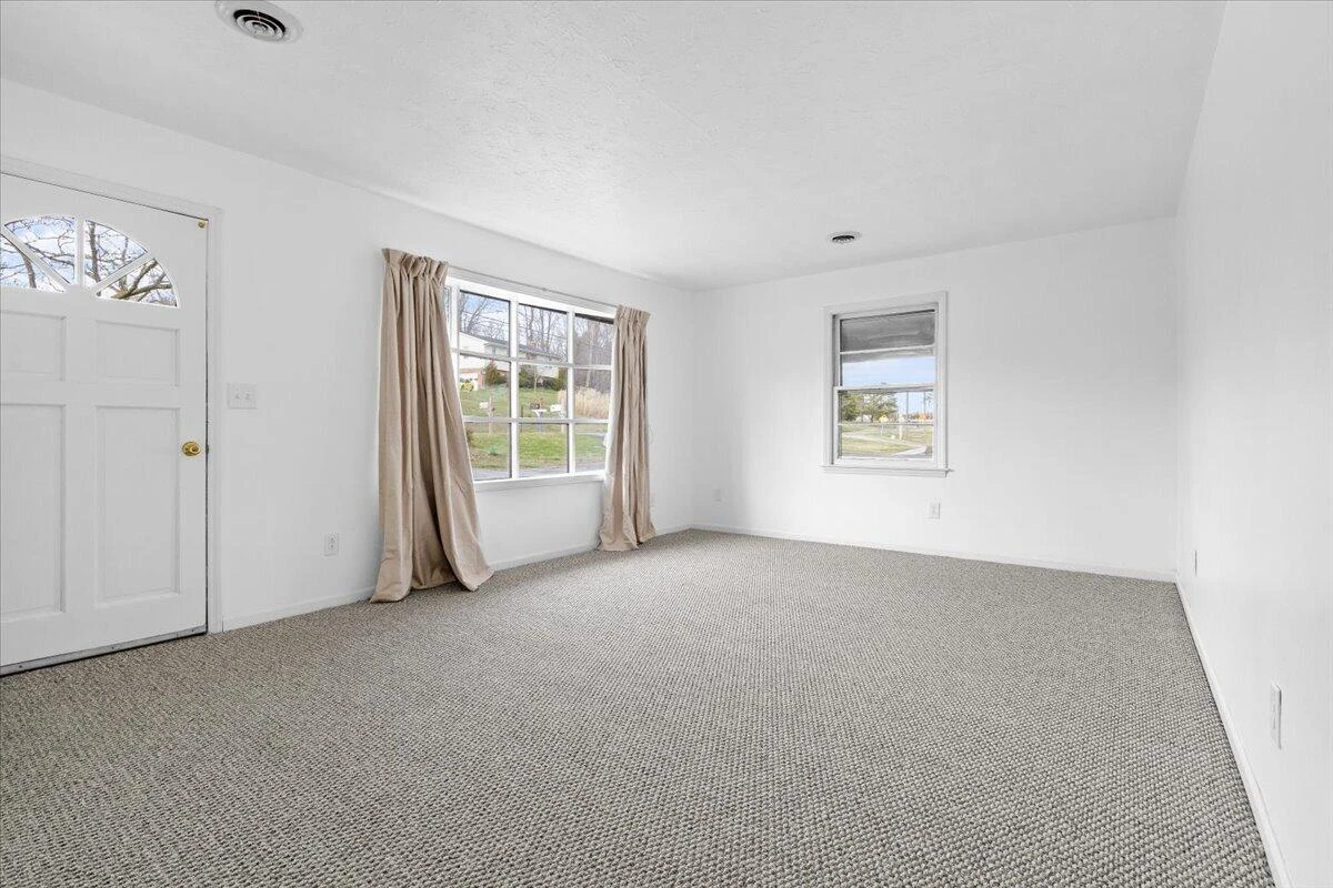 1471 Mud Pike RD - Photo 6