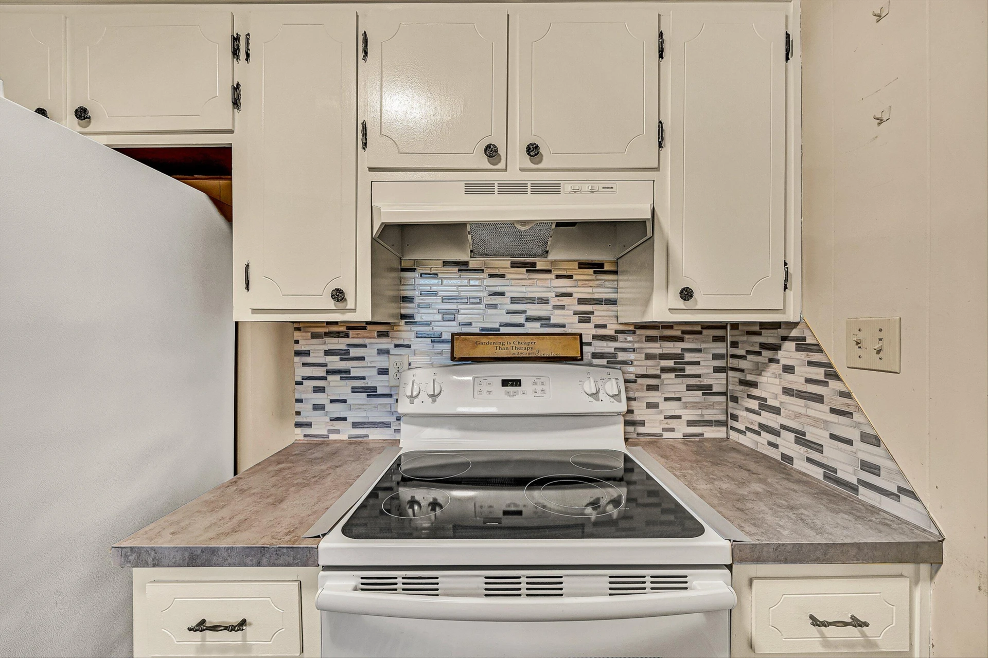 938 Hedgewood DR - Photo 11