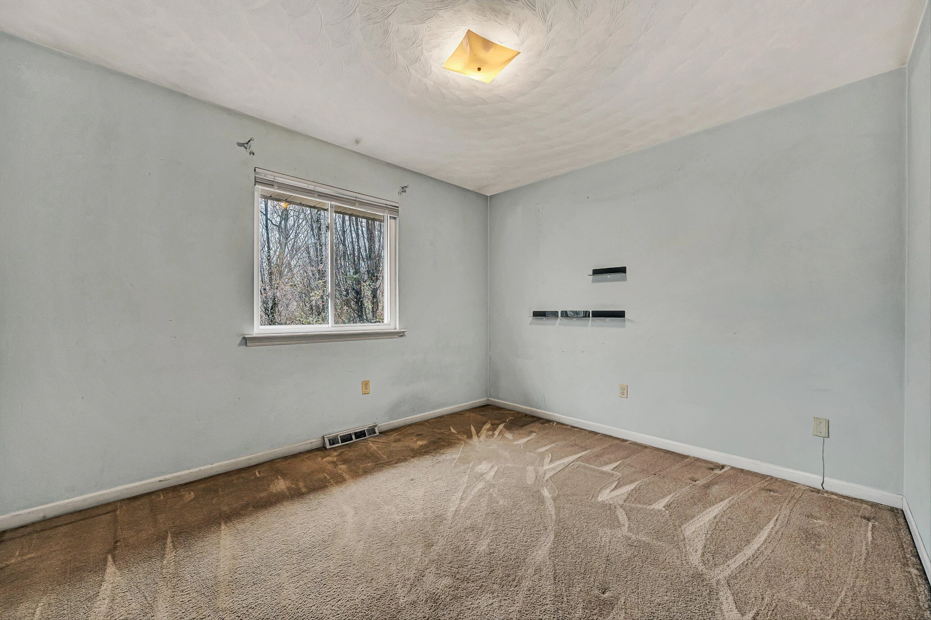 938 Hedgewood DR - Photo 16