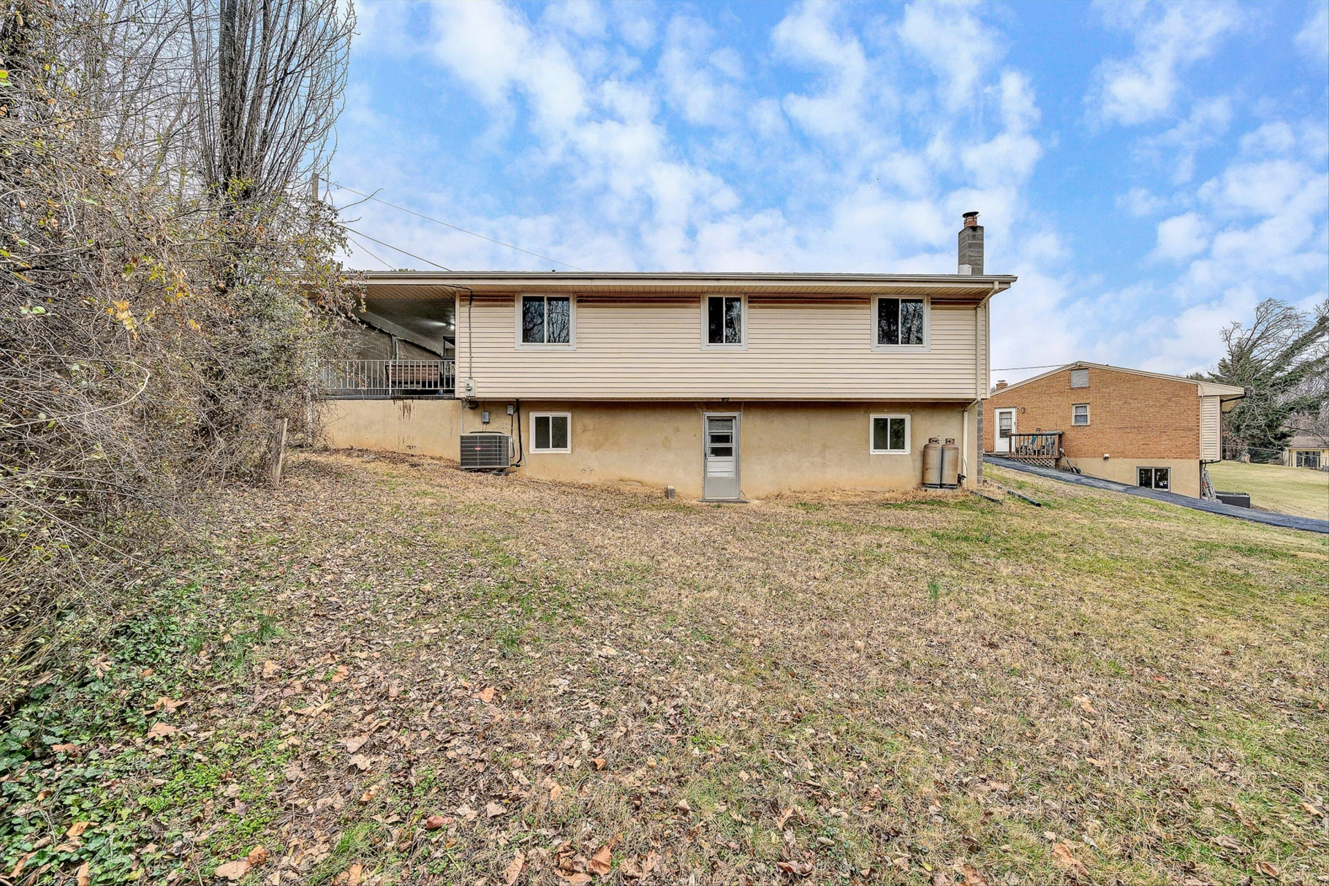 938 Hedgewood DR - Photo 38
