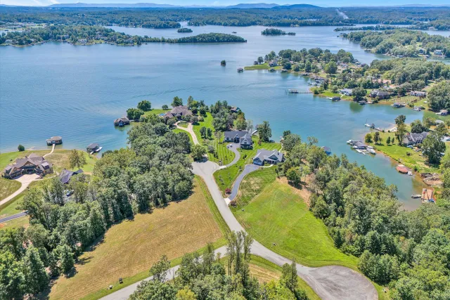 Lot 38 Harbour Crossing DR, Moneta, VA, 24121
