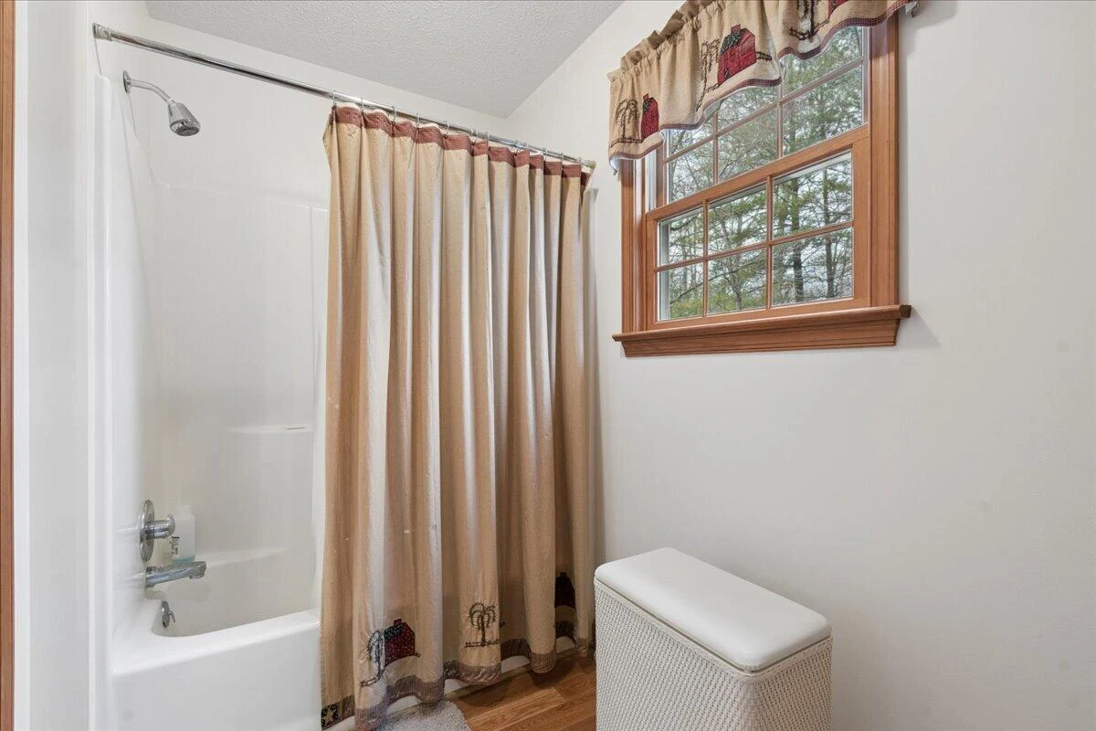 2064 Parker RD - Photo 22
