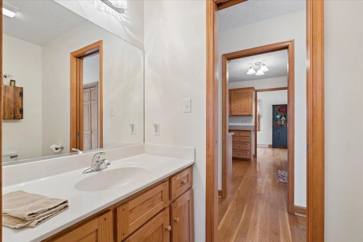2064 Parker RD - Photo 23