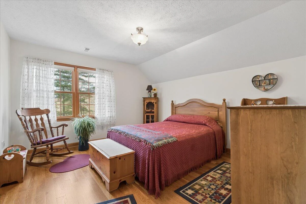 2064 Parker RD - Photo 29