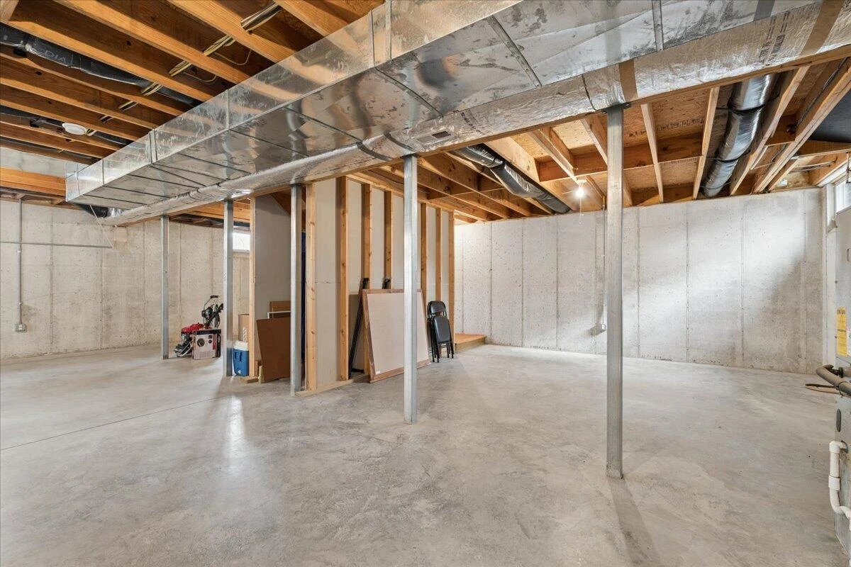 2064 Parker RD - Photo 35