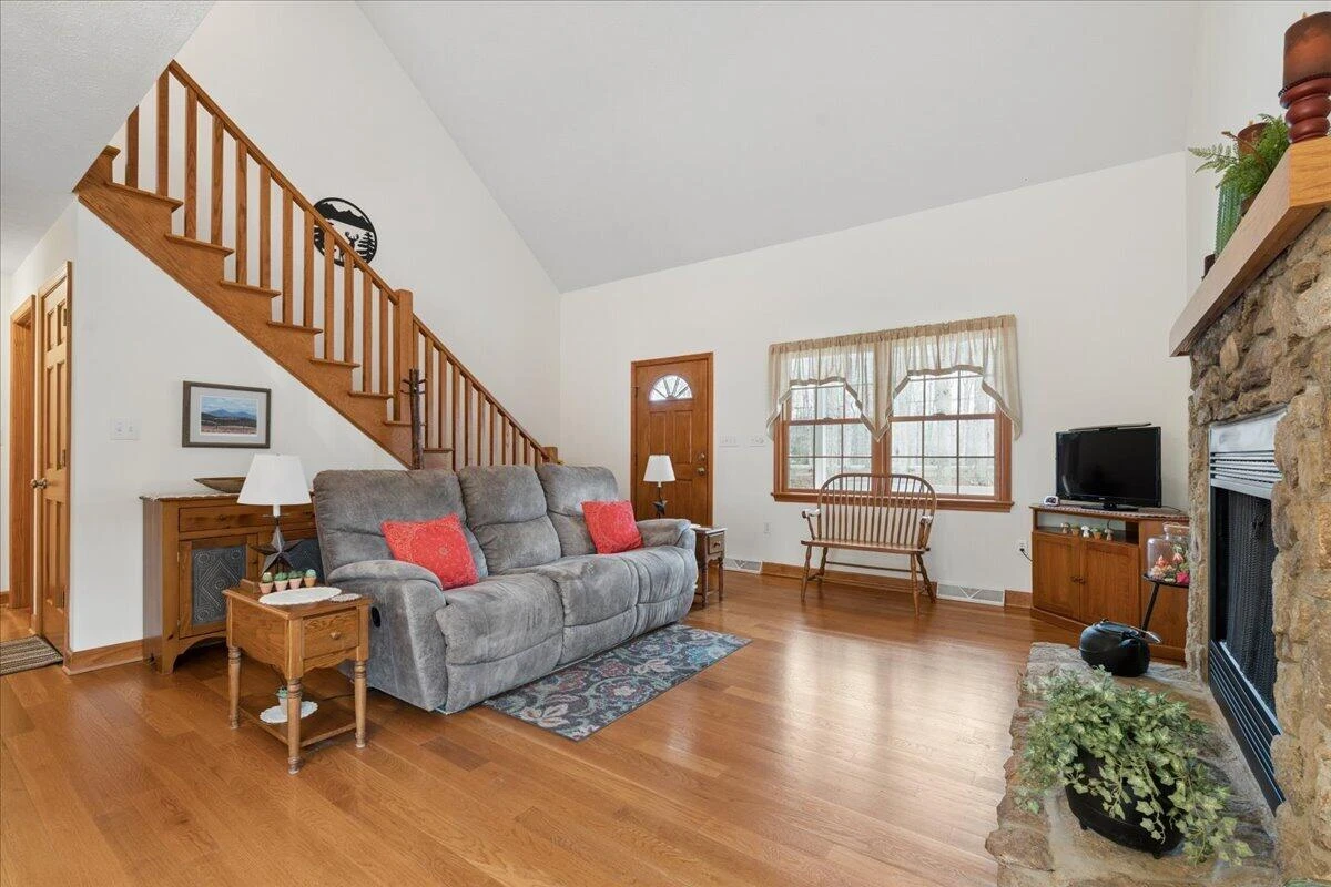 2064 Parker RD - Photo 12