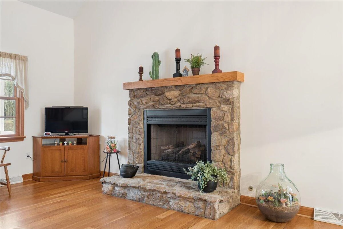 2064 Parker RD - Photo 13