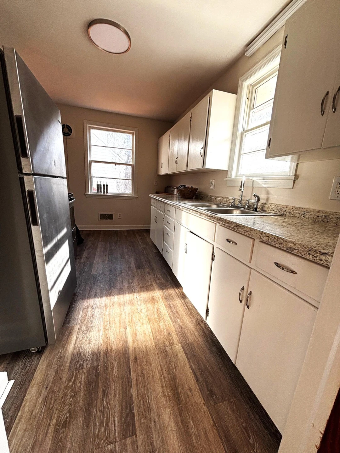2501 Liberty RD - Photo 7