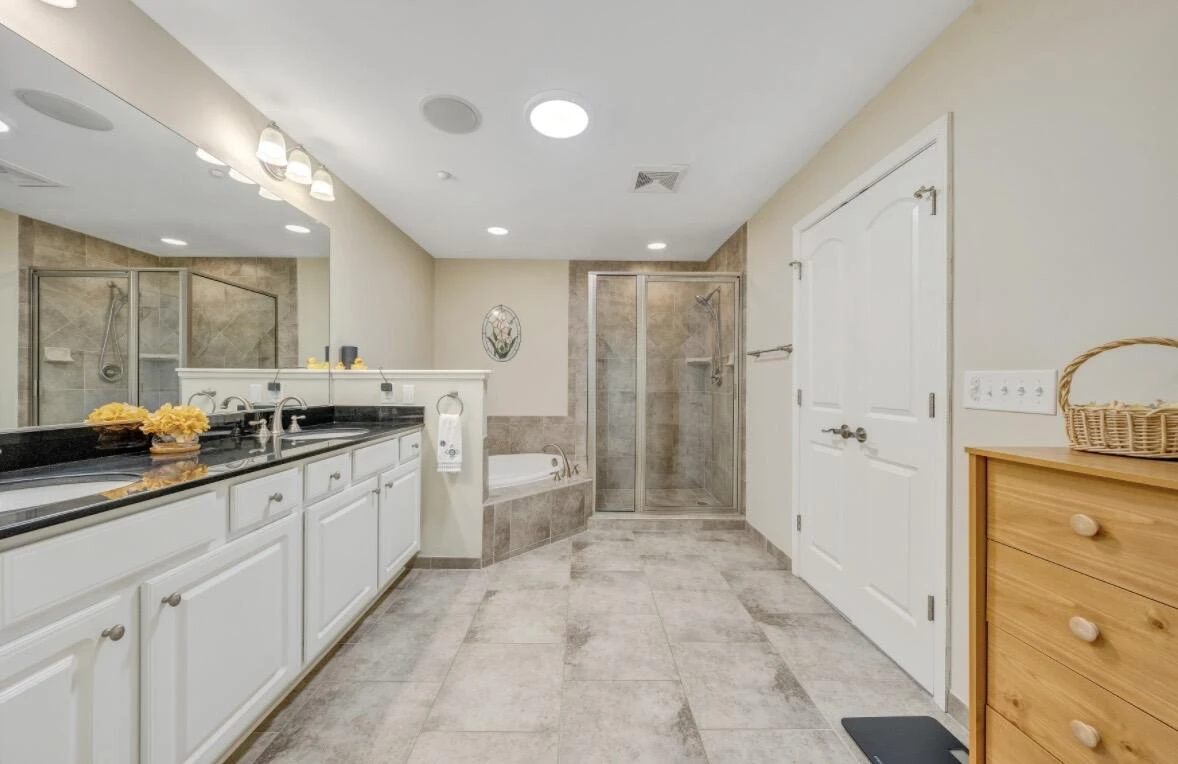 100 Bridgewater Pointe PL #403 - Photo 15