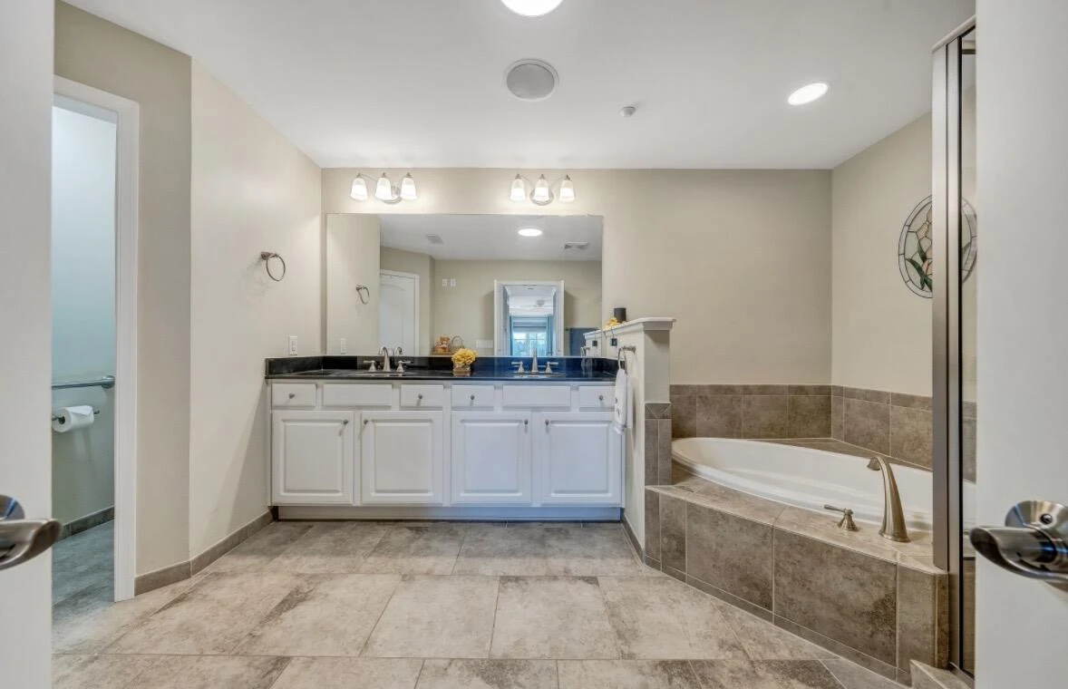 100 Bridgewater Pointe PL #403 - Photo 16