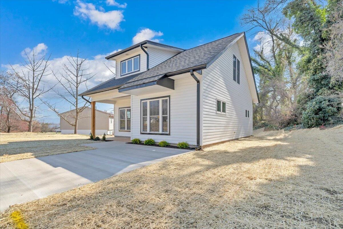 2226 Rutherford AVE - Photo 36