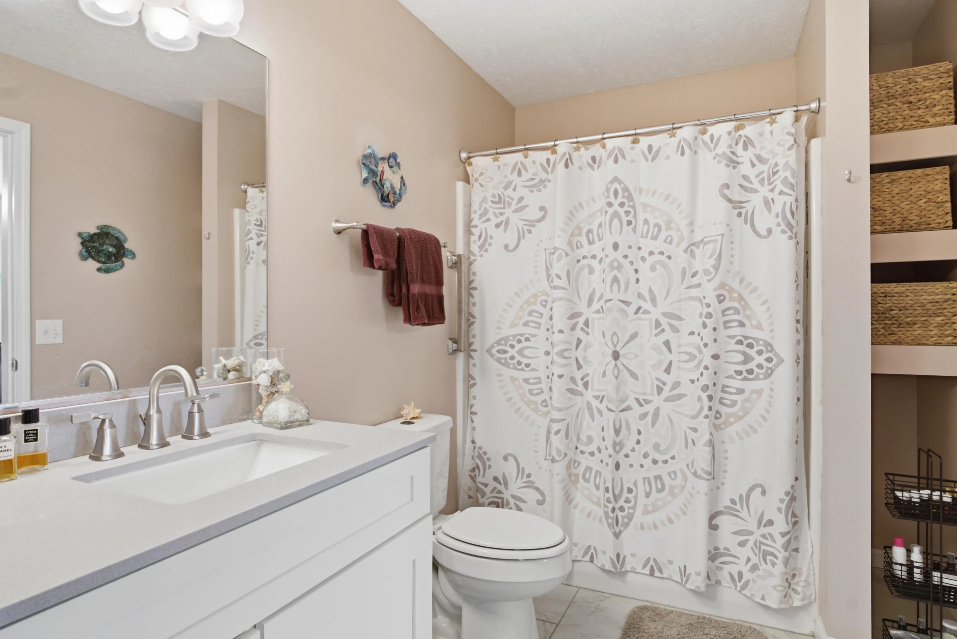 209 Courtland CIR - Photo 24