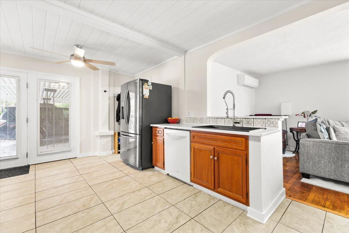 10664 Bent Mountain RD - Photo 12