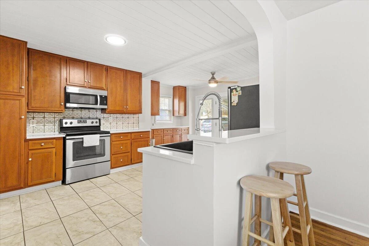 10664 Bent Mountain RD - Photo 16