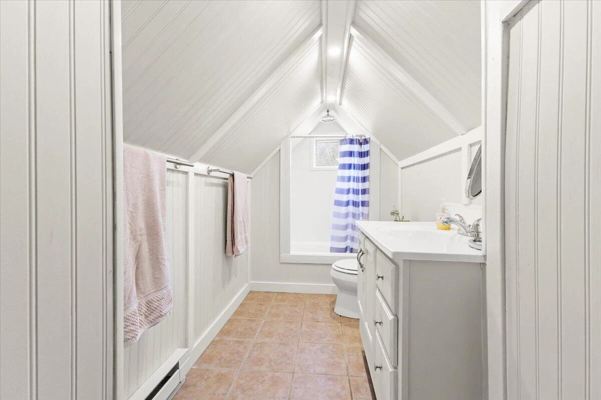 10664 Bent Mountain RD - Photo 21