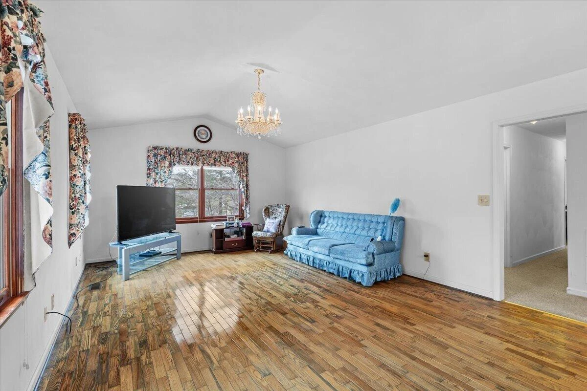 1297 Flowing Spring RD - Photo 13