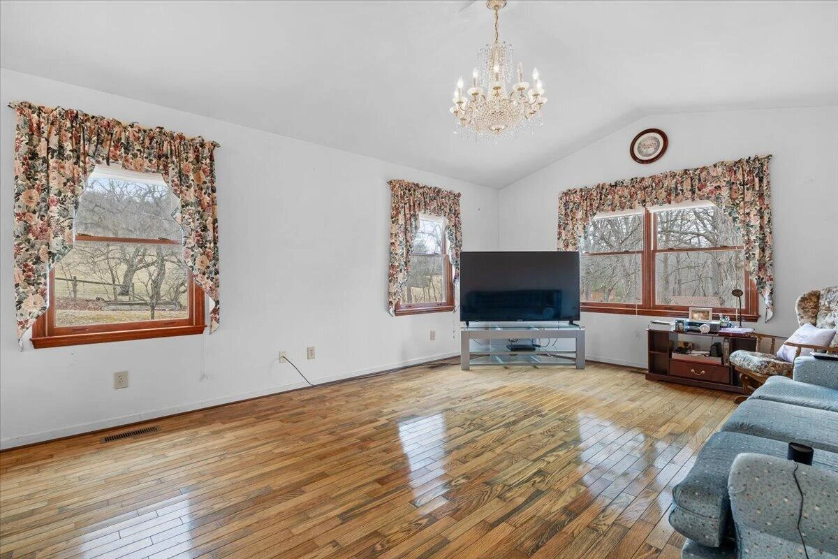 1297 Flowing Spring RD - Photo 14