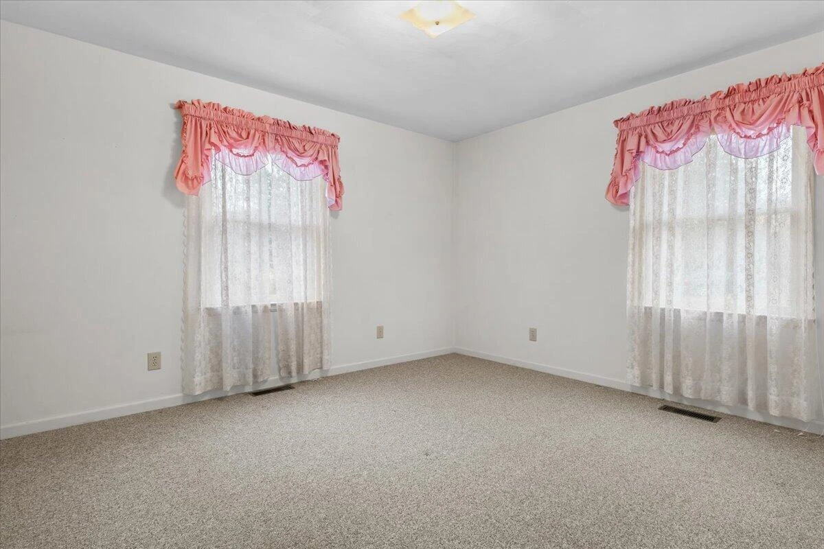 1297 Flowing Spring RD - Photo 20