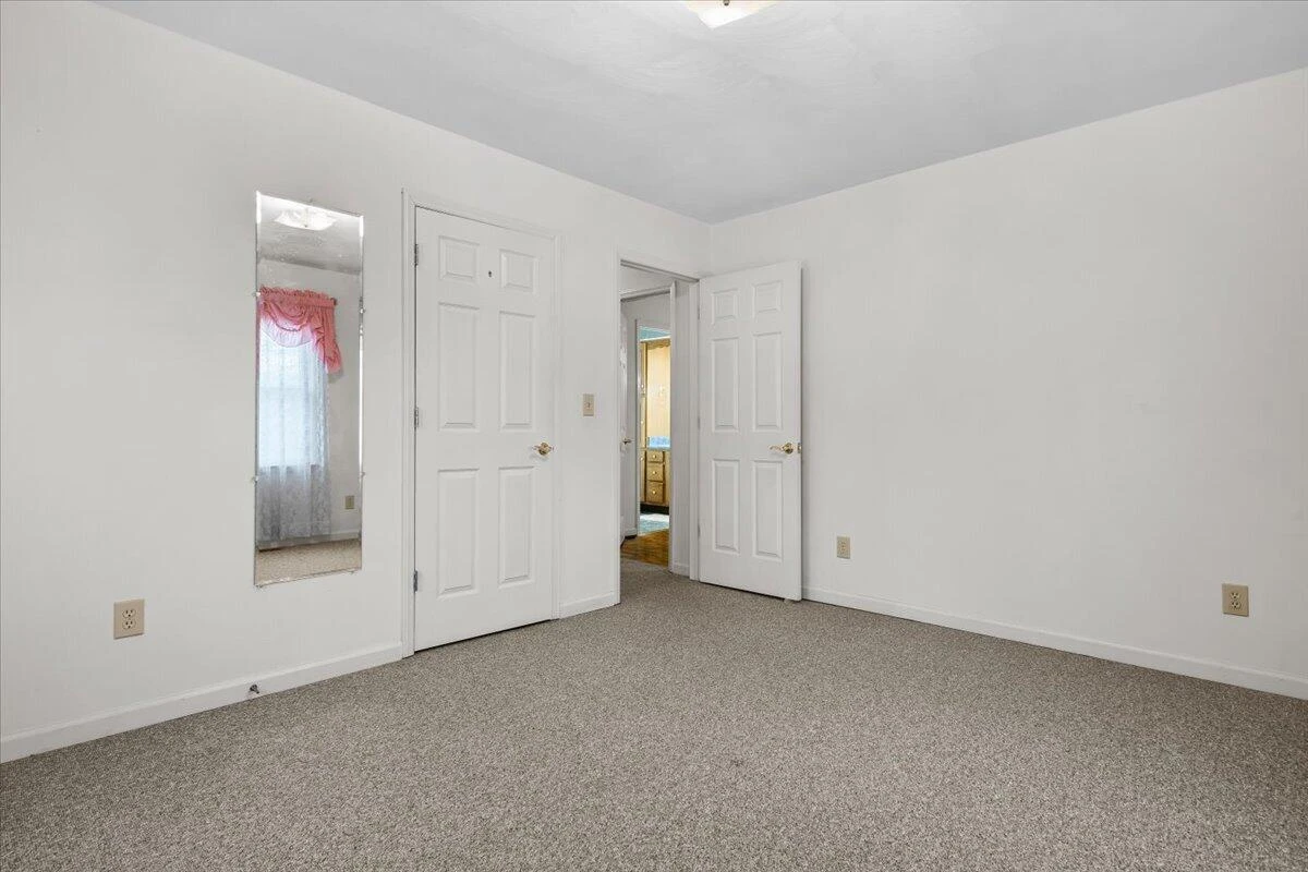1297 Flowing Spring RD - Photo 21