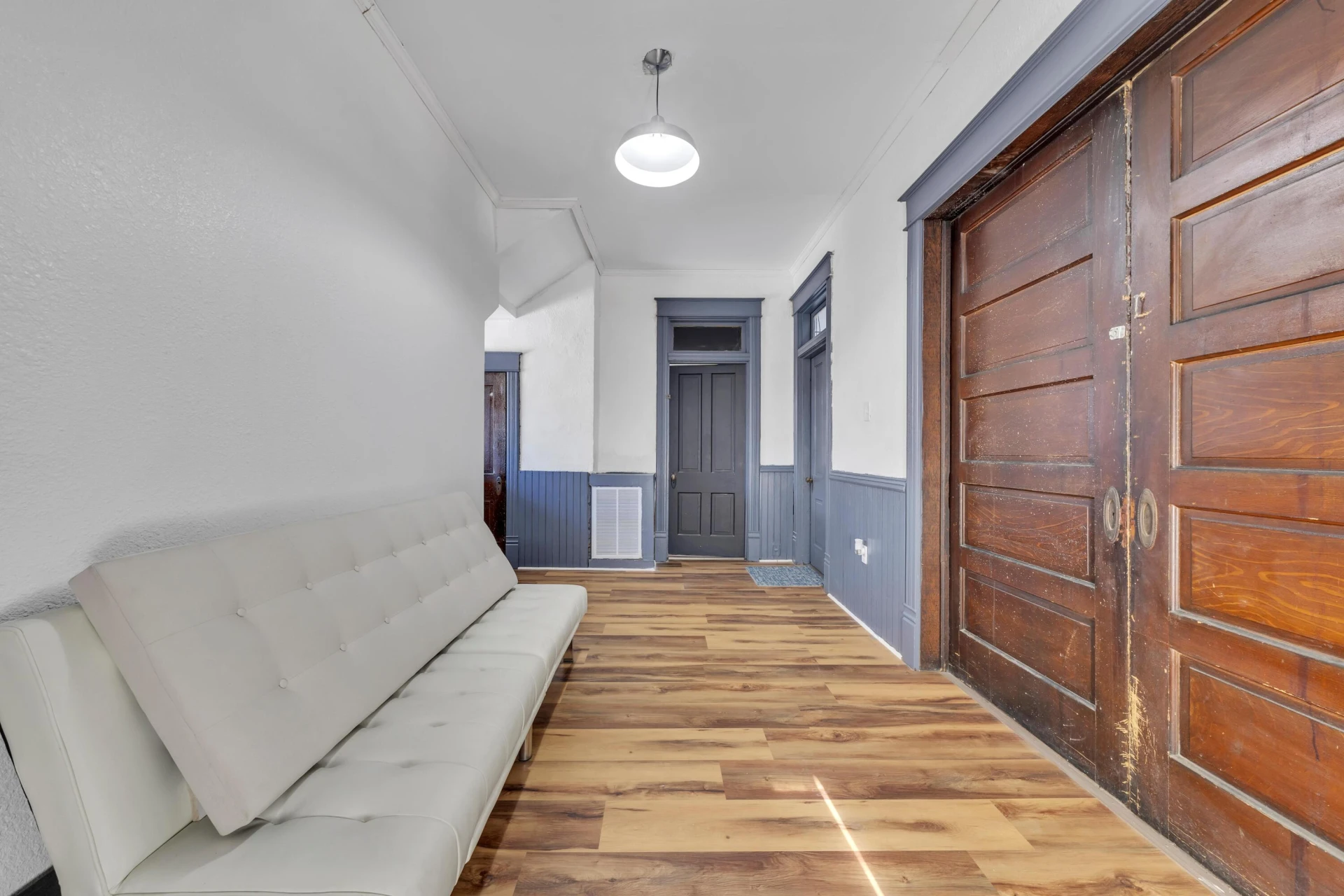 105 Lexington AVE - Photo 4