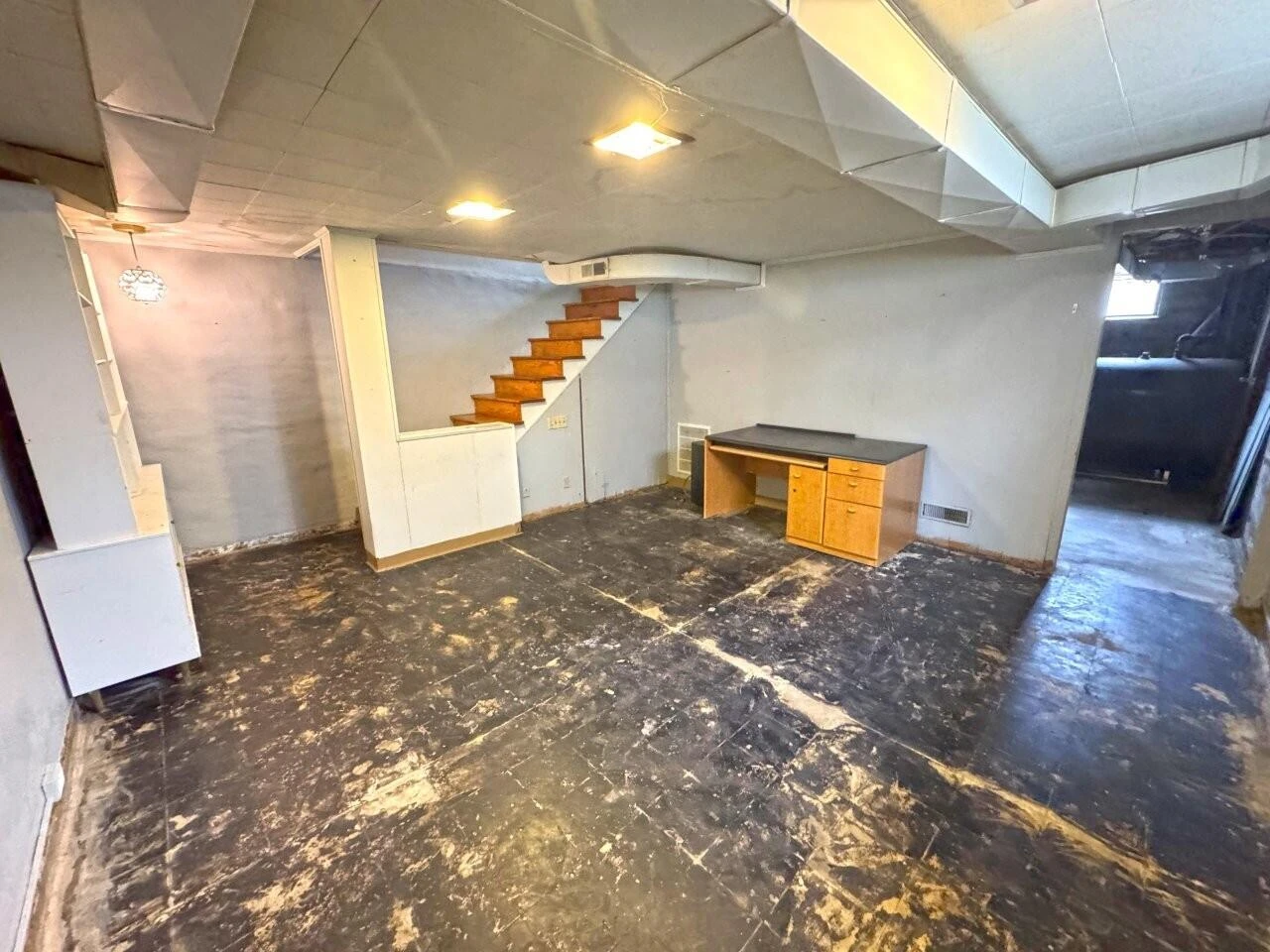 1811 Windsor AVE - Photo 27