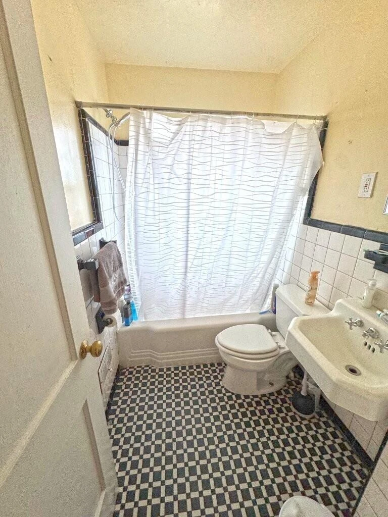 1811 Windsor AVE - Photo 33