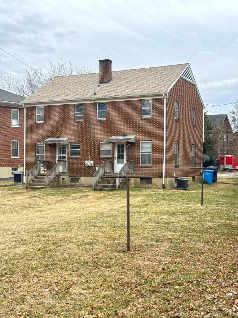 1811 Windsor AVE - Photo 44