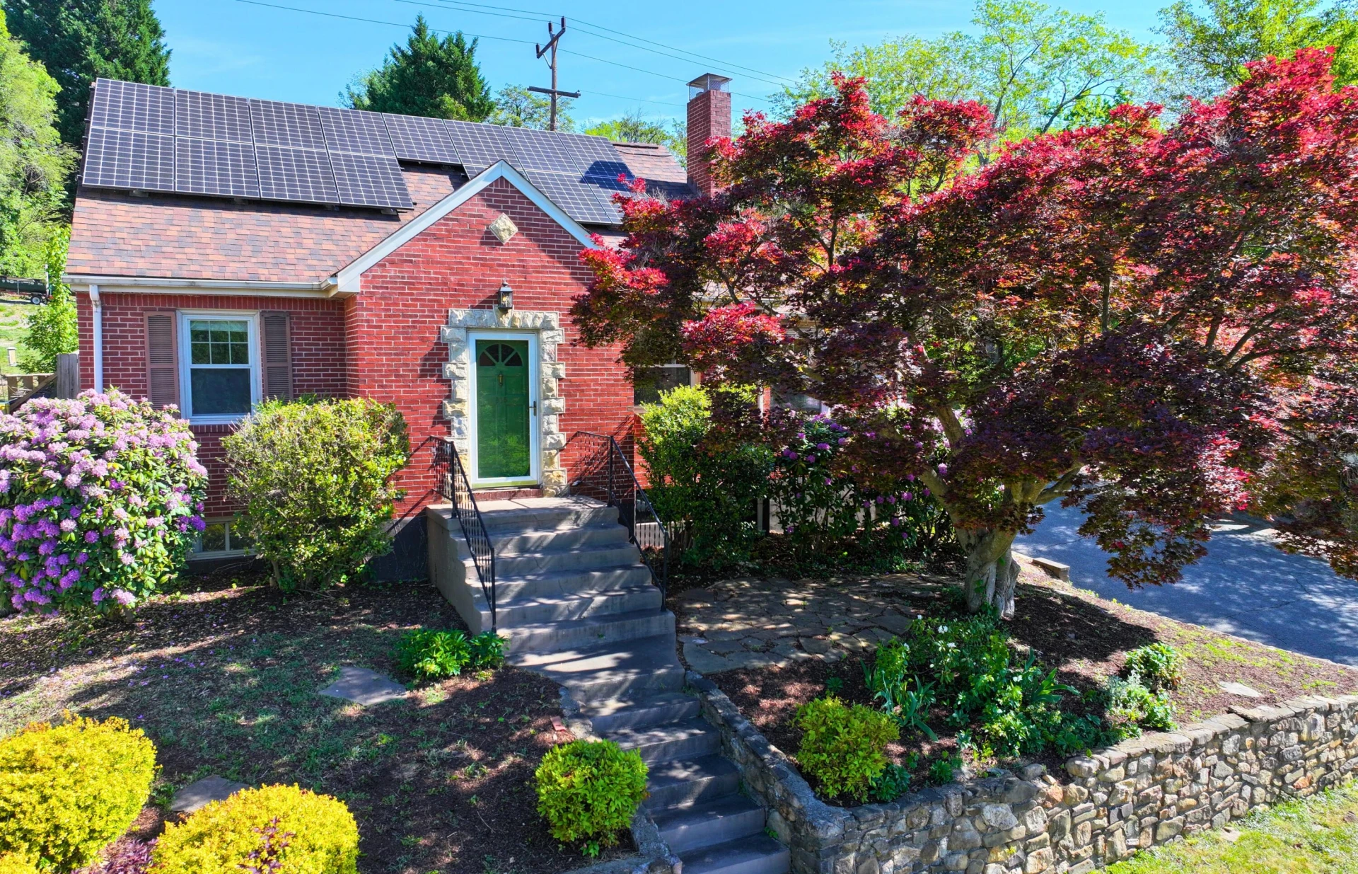 815 Windsor AVE