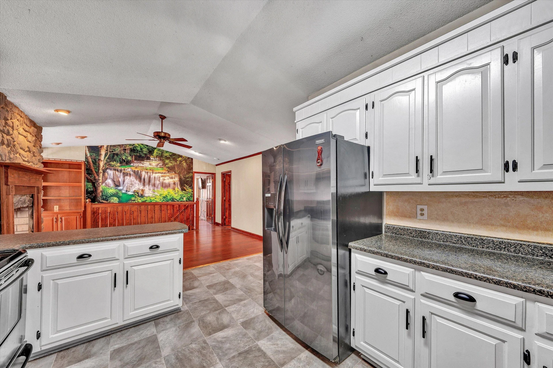 380 Countrywood LN - Photo 15