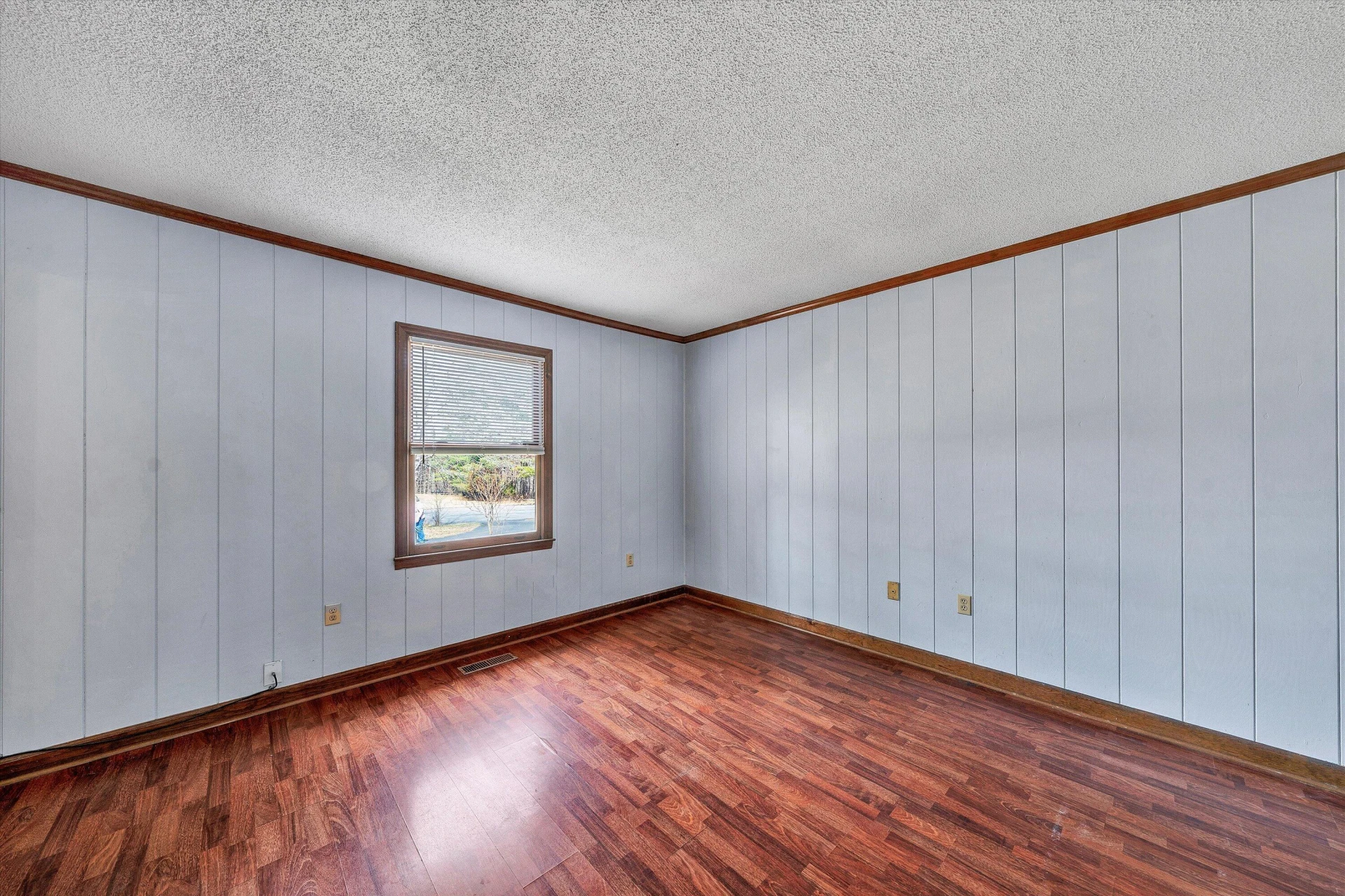 380 Countrywood LN - Photo 28