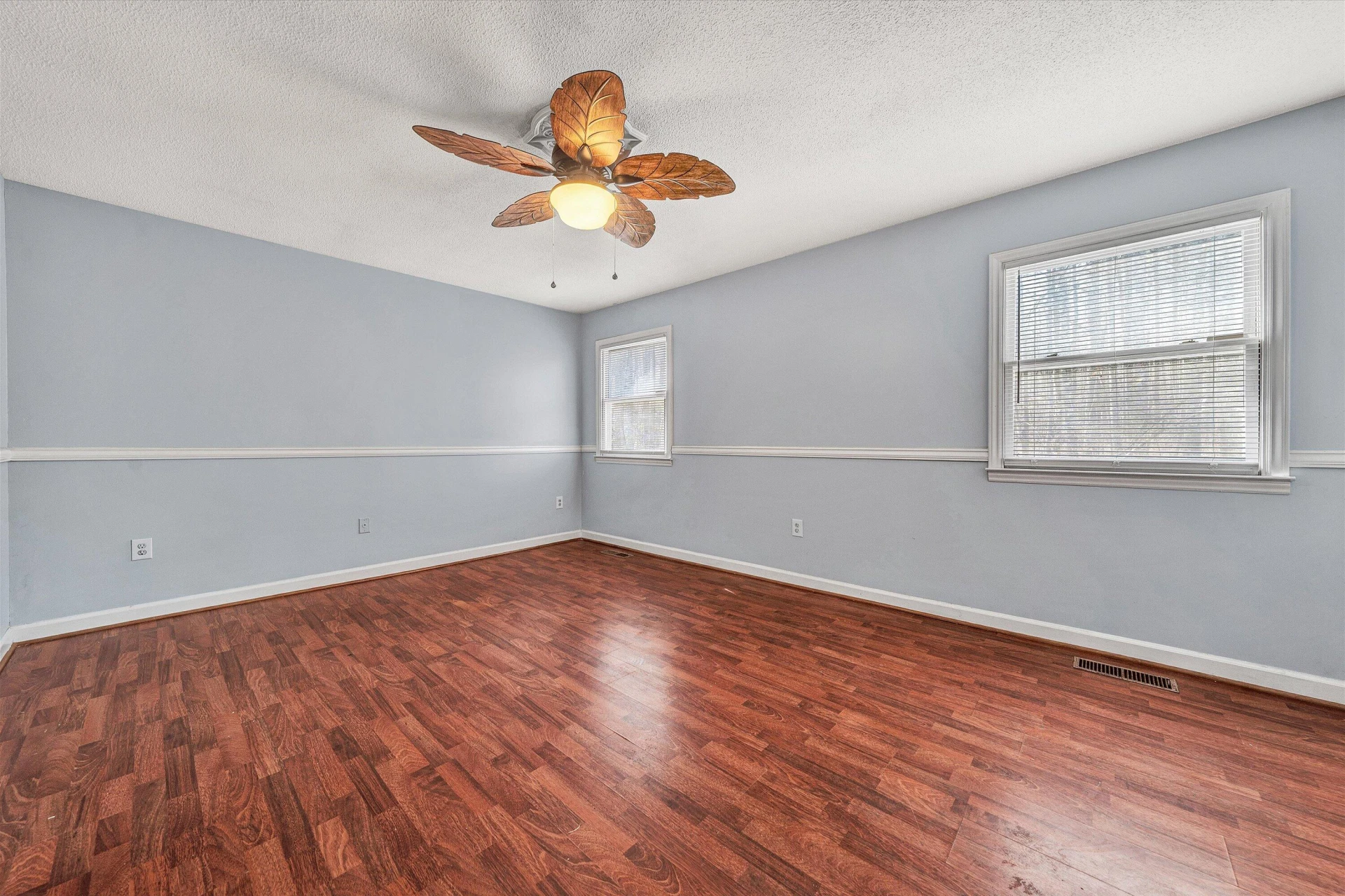 380 Countrywood LN - Photo 31