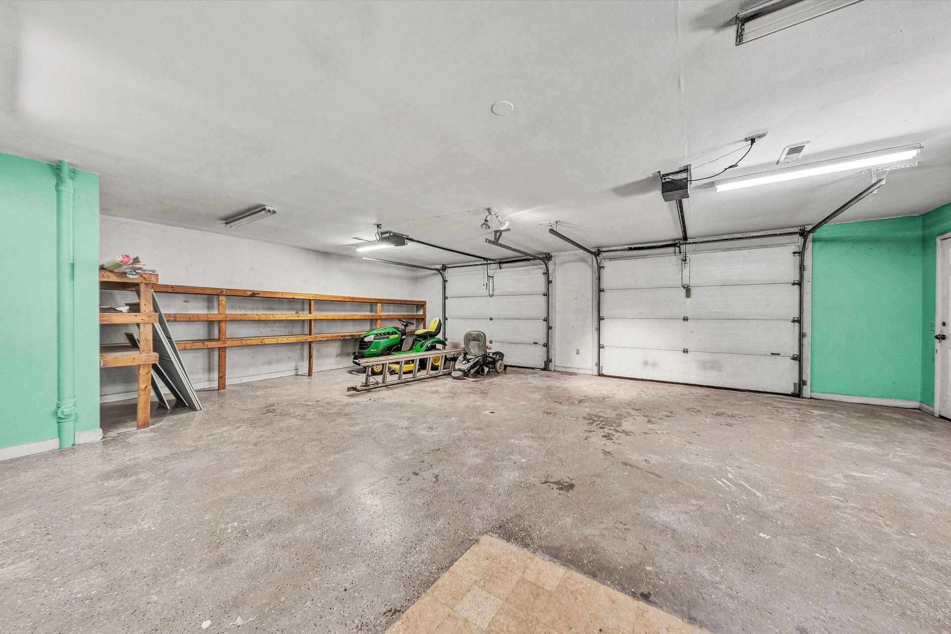 380 Countrywood LN - Photo 43
