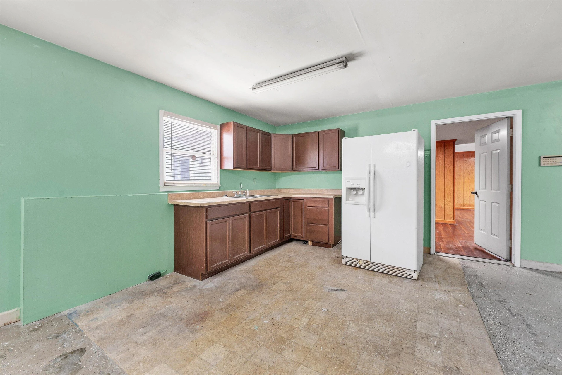380 Countrywood LN - Photo 44