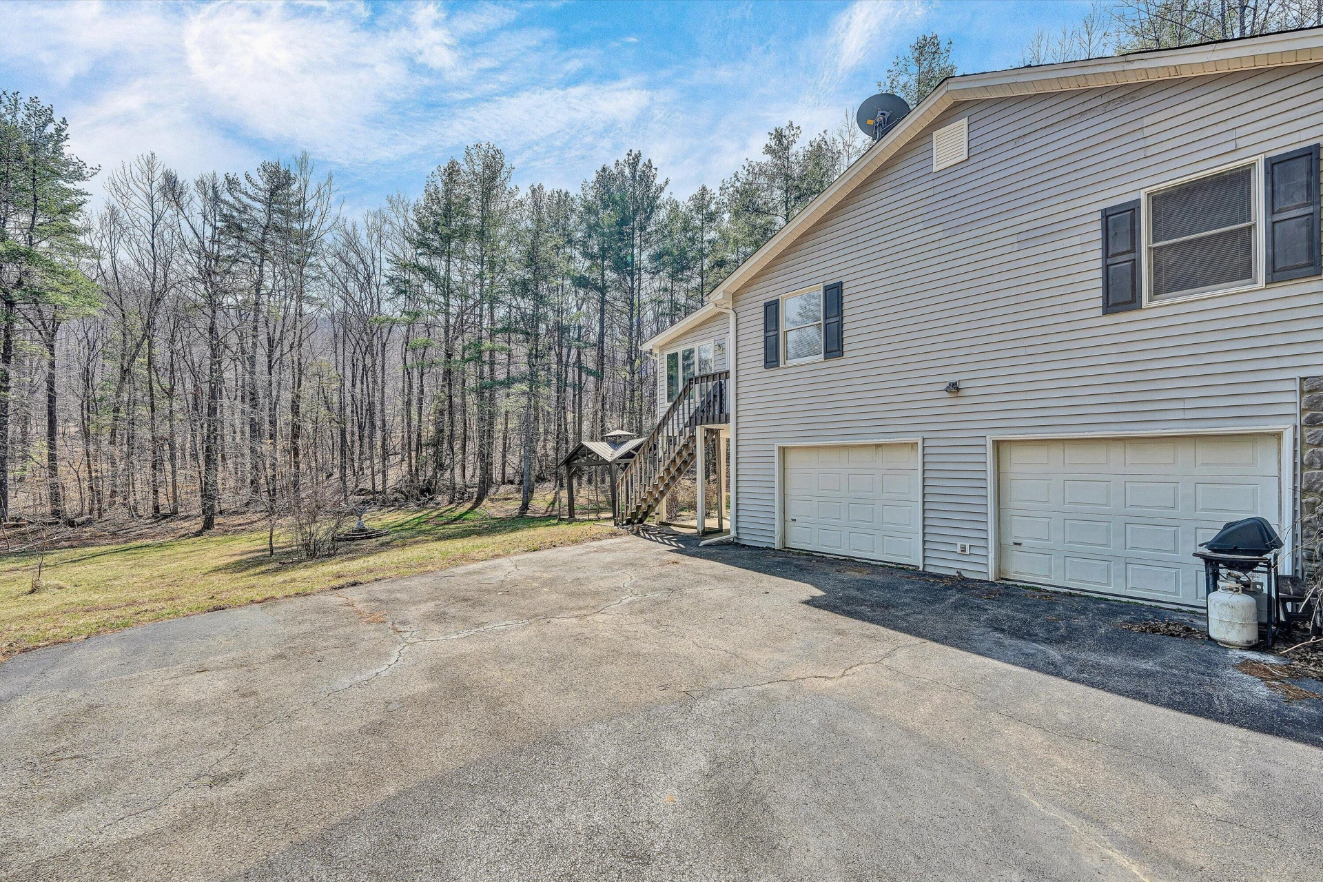 380 Countrywood LN - Photo 45