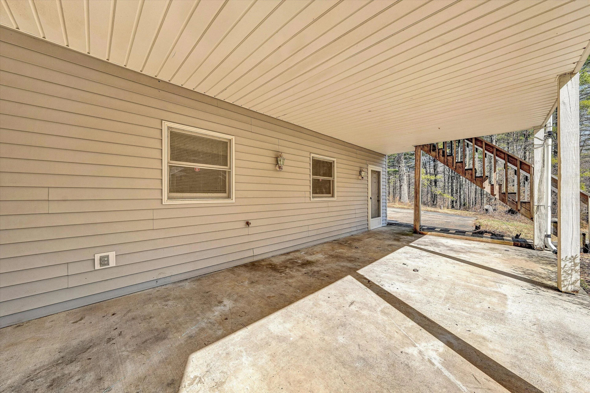 380 Countrywood LN - Photo 48