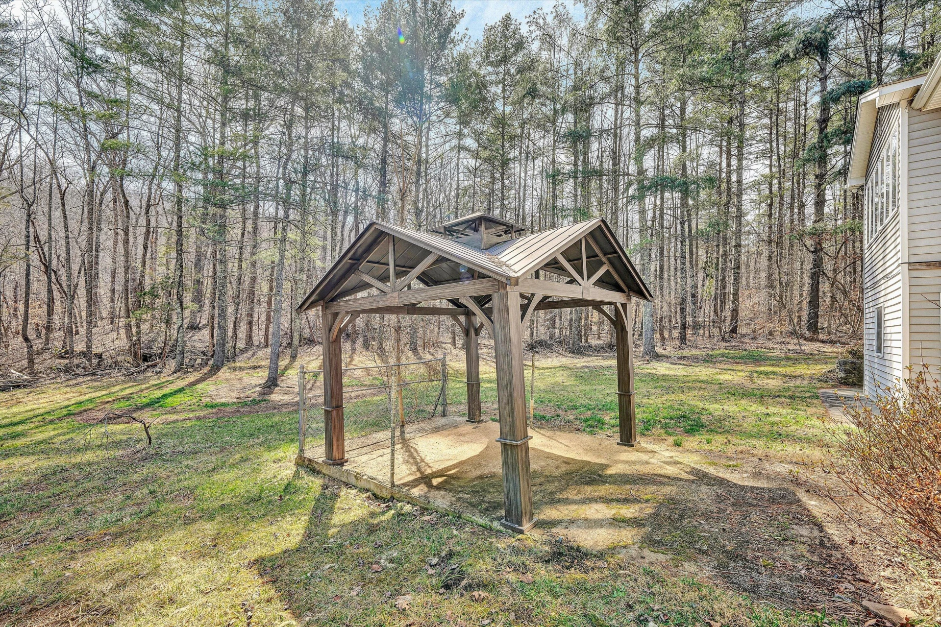 380 Countrywood LN - Photo 49