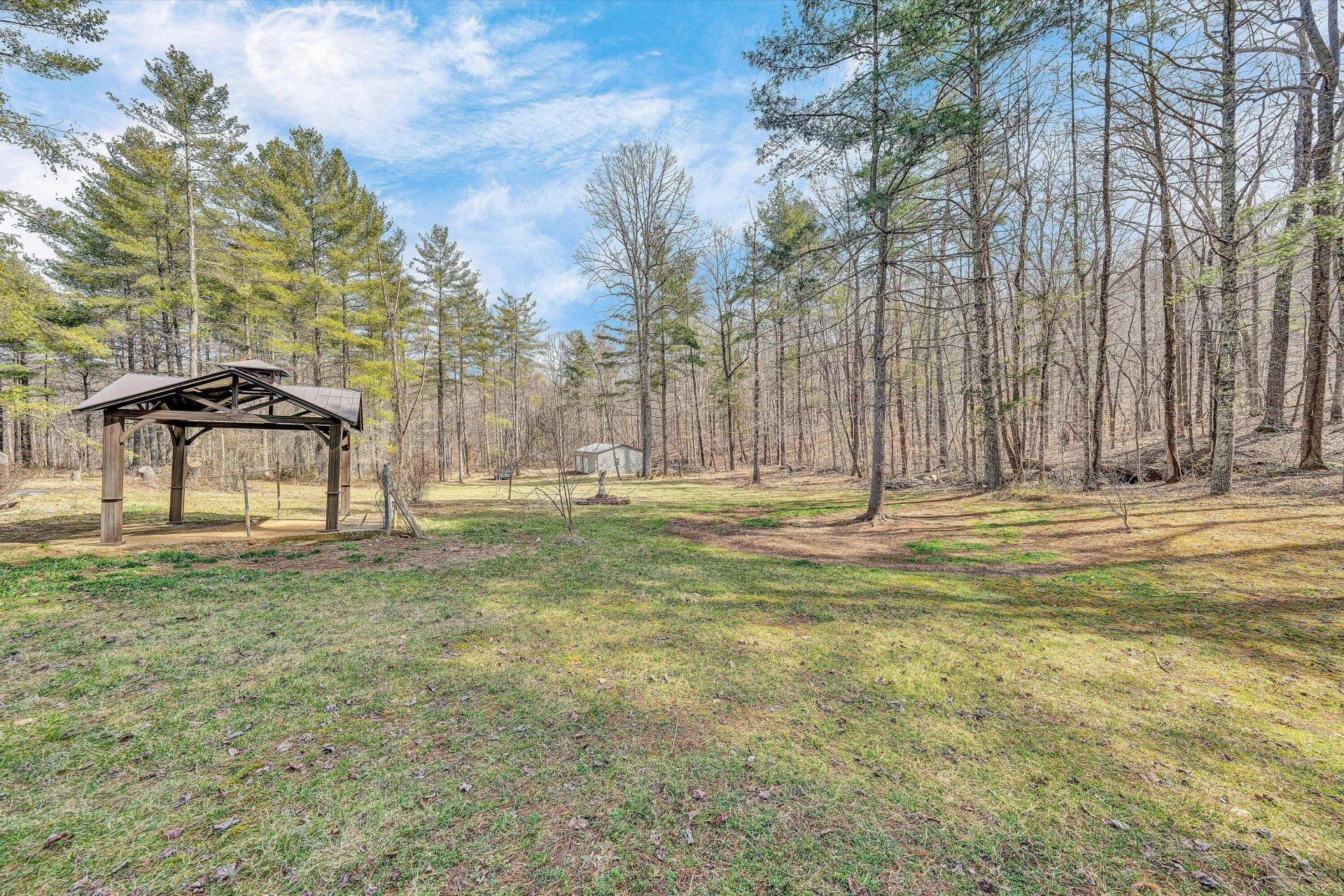 380 Countrywood LN - Photo 52
