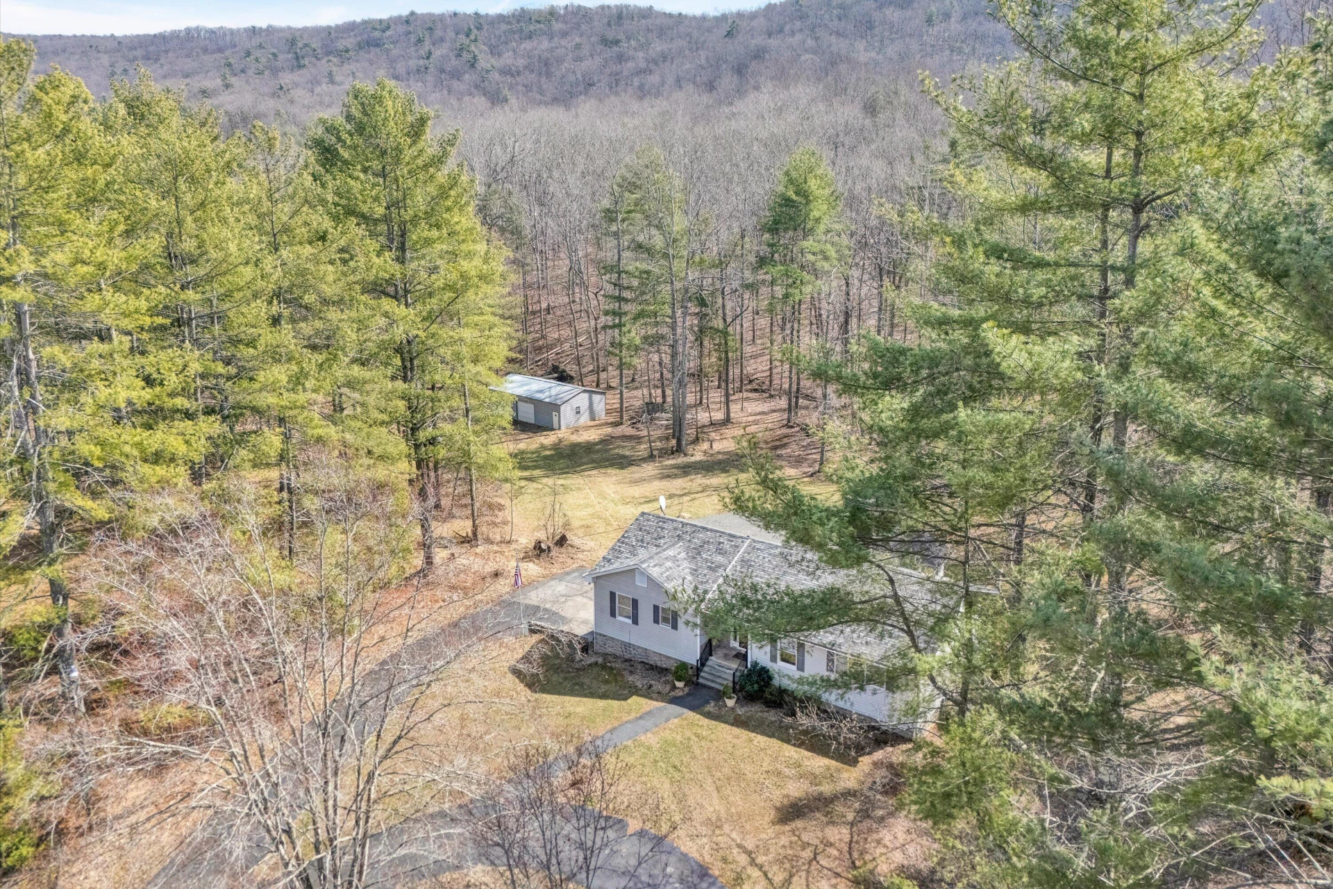 380 Countrywood LN - Photo 53