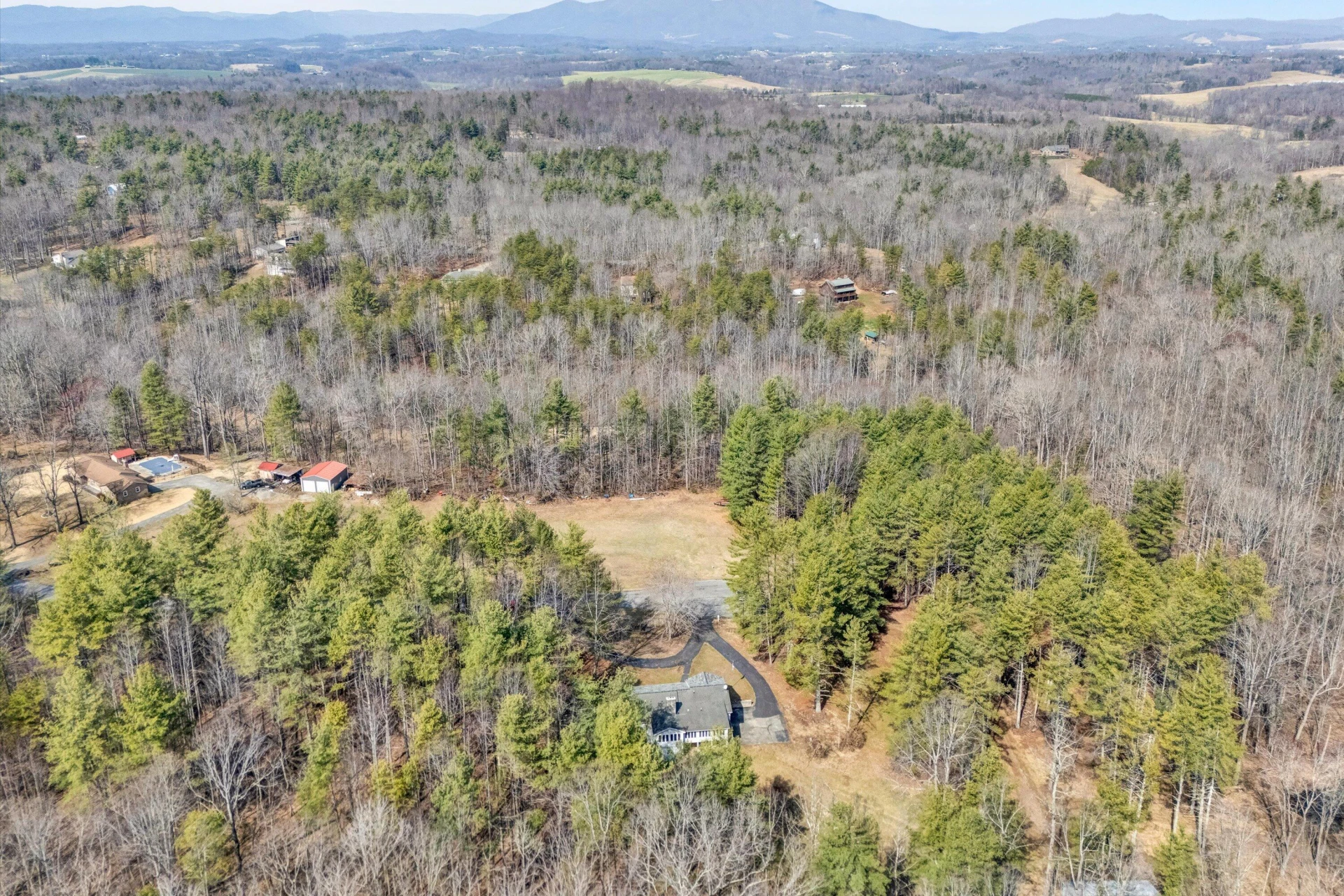 380 Countrywood LN - Photo 59