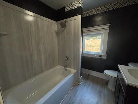 1144 Tompkins AVE - Photo 19