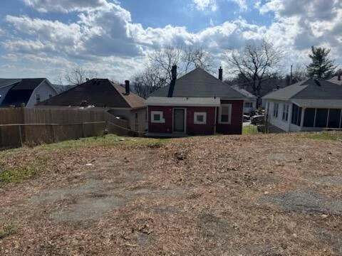 1144 Tompkins AVE - Photo 23