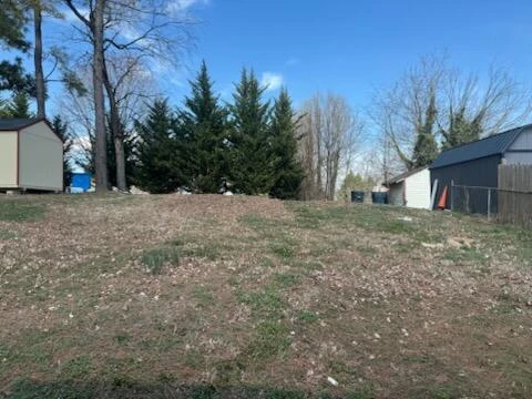 1144 Tompkins AVE - Photo 24