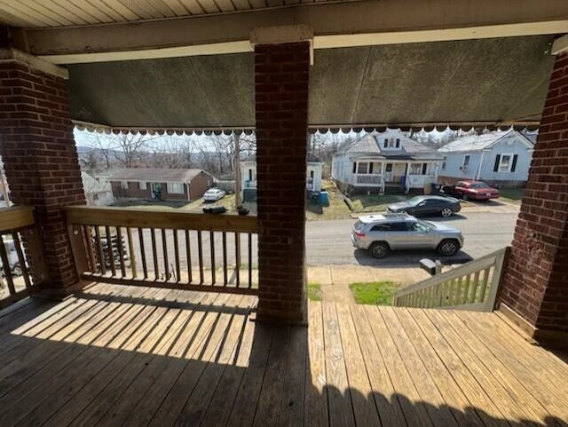 1144 Tompkins AVE - Photo 5