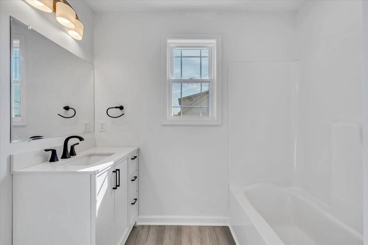 1018 Morehead AVE - Photo 20