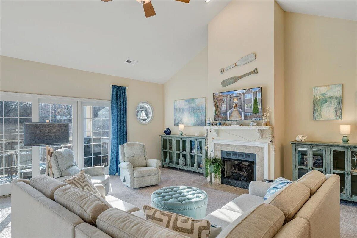 300 Pointe Shore DR #411 - Photo 12