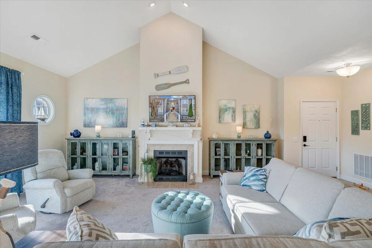 300 Pointe Shore DR #411 - Photo 13