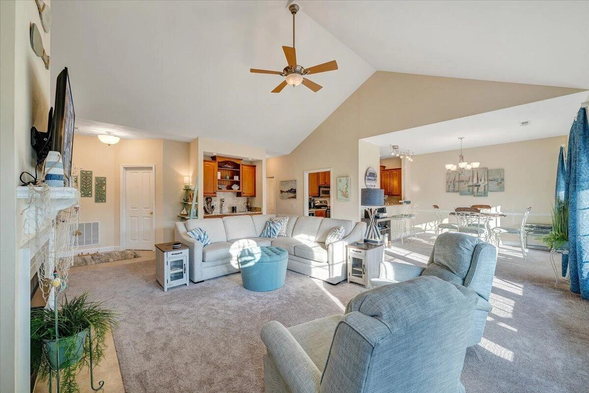 300 Pointe Shore DR #411 - Photo 18
